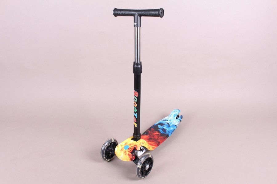 Детска тротинетка, Сгъваема, Светеща, Музикална, Розова, Пчела

Очаква