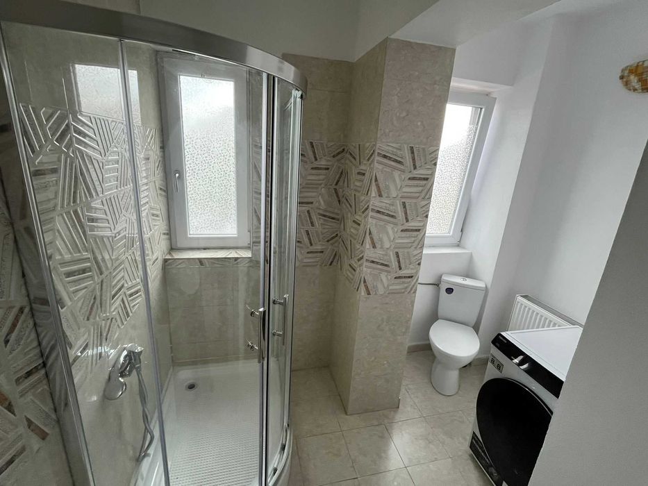 Apartament modern 3 cam, 76mp, 2băi, 2 balcoane, parcare, lift, et.2/9