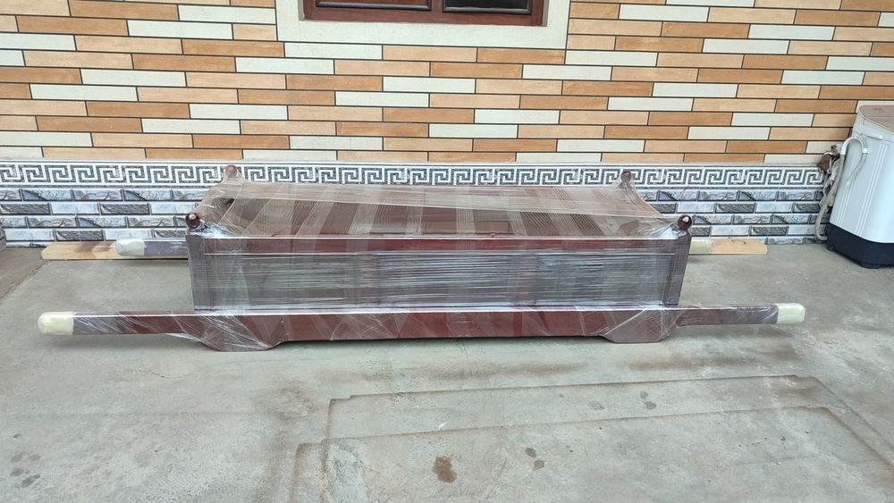 Tobut. Sartaxta. Anbar. Sifatli yogʻochdan