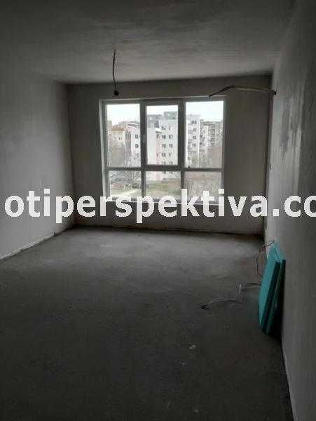 Продава се Тристаен апартамент в Пловдив, Кючук Париж - 90 кв.м за 1312 €/кв.м - Снимка #5