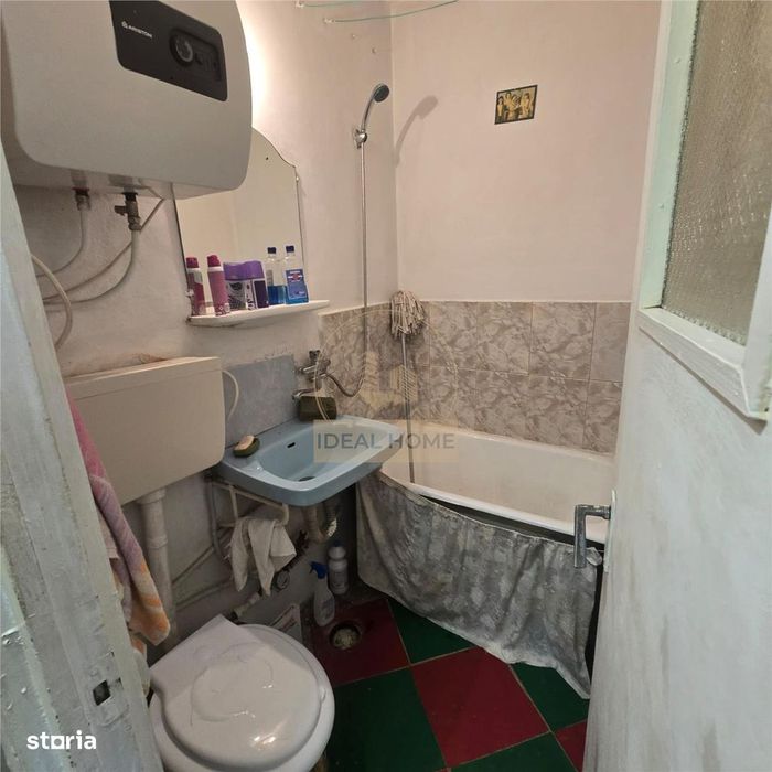 Garsoniera q1 Alexandru etajul 2