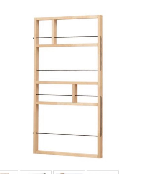 Дървен  рафт с крепежни винтове