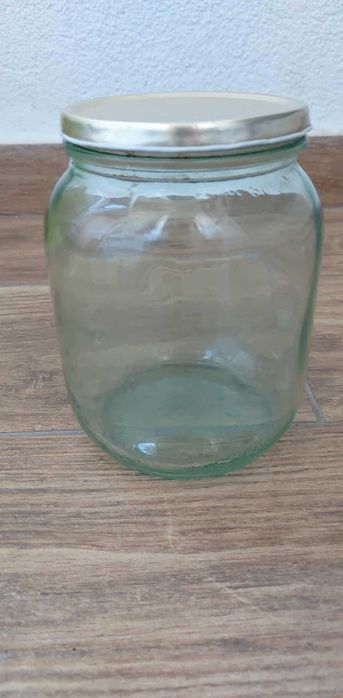 Буркани за компоти