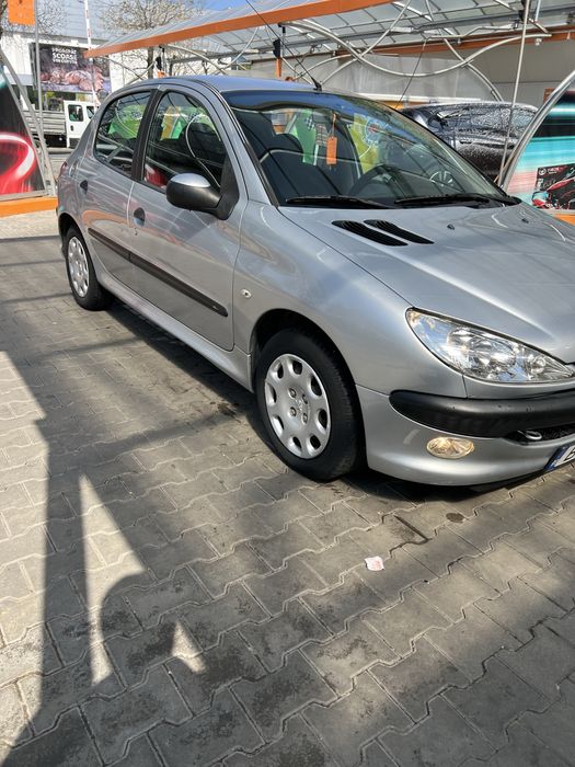 Peugeot 1.4 hdi 2008 1400 euro