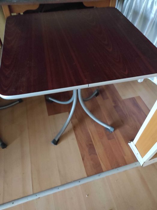 Masa bar terasa Pal schelet metal