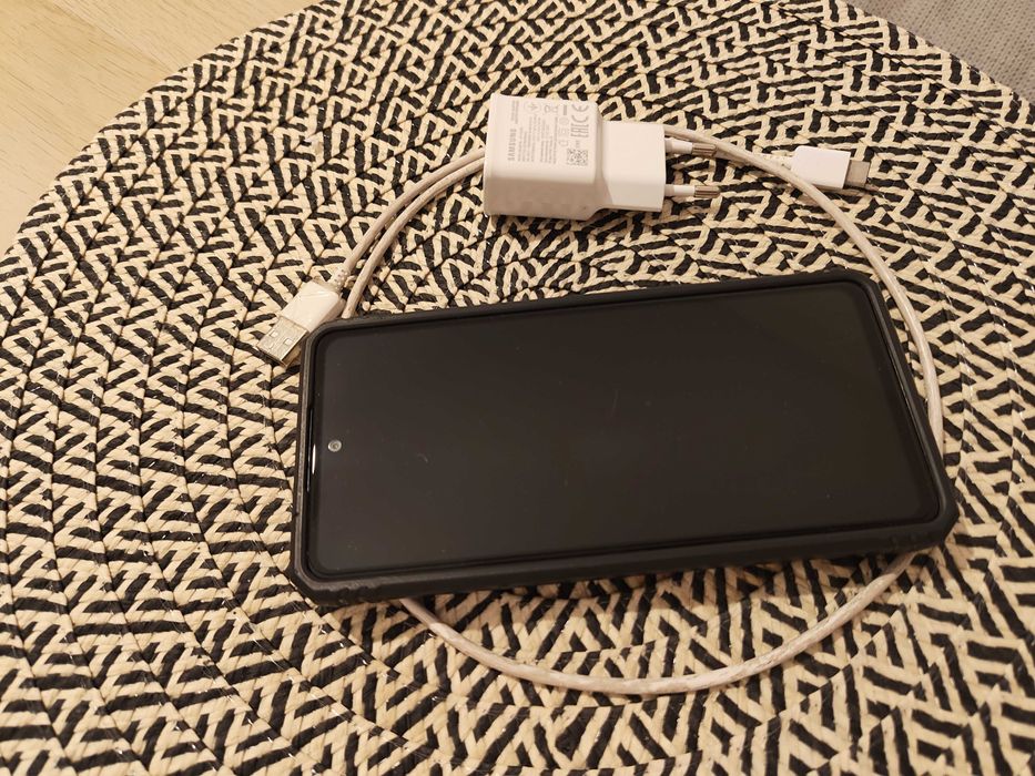 Продавам Samsung Galaxy A52s 5G