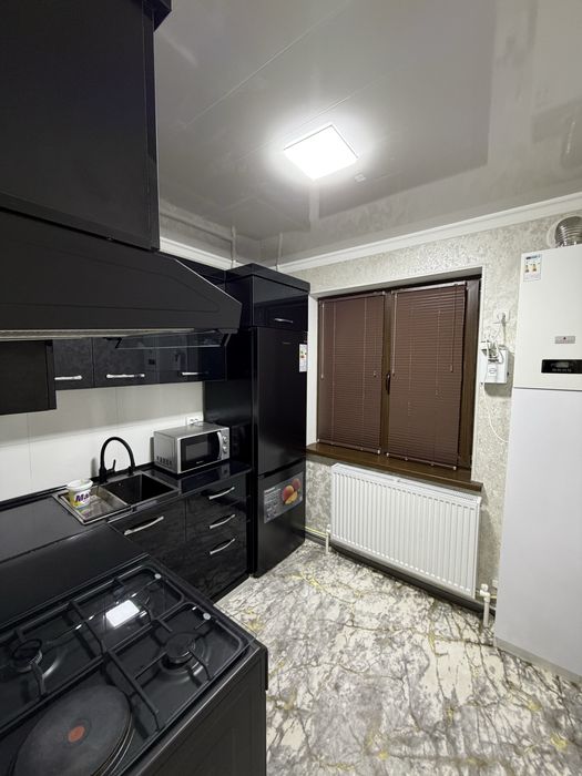 Kvartira arendaga beriladi 1 etaj yevro remont kirib yashash kerak