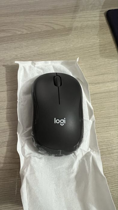 Logitech M240 беспроводная мышь