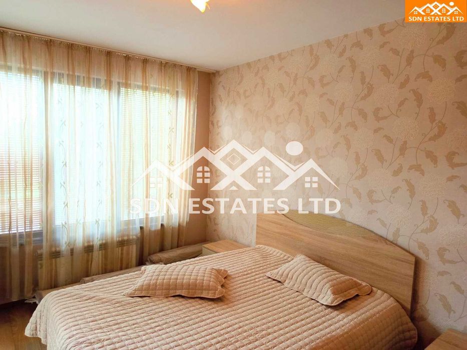 Продава напълно обзаведен двустаен апартамент в района на Стадиона