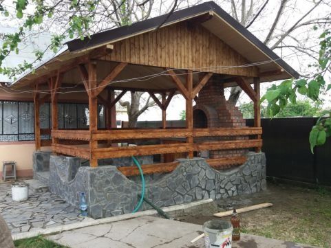 Grătare, Fântâni ,Foisoare