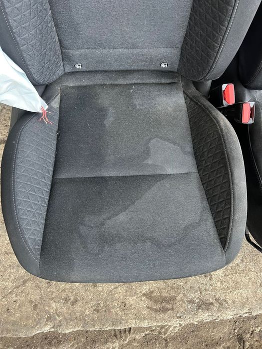 Предни седалки Renault Clio V 2021 Рено Клио 5 с забележки ном 773