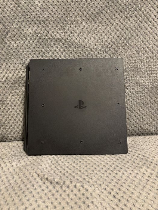 Play Station 4 Pro