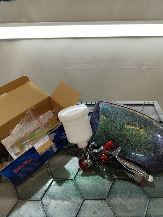 Продавам Бояджийски Пистолети