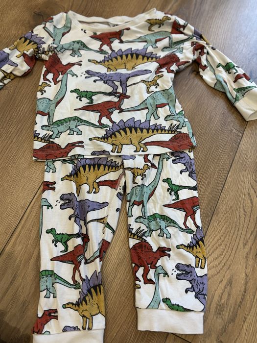 Дрехи за момче Zara, Rezerved и др.