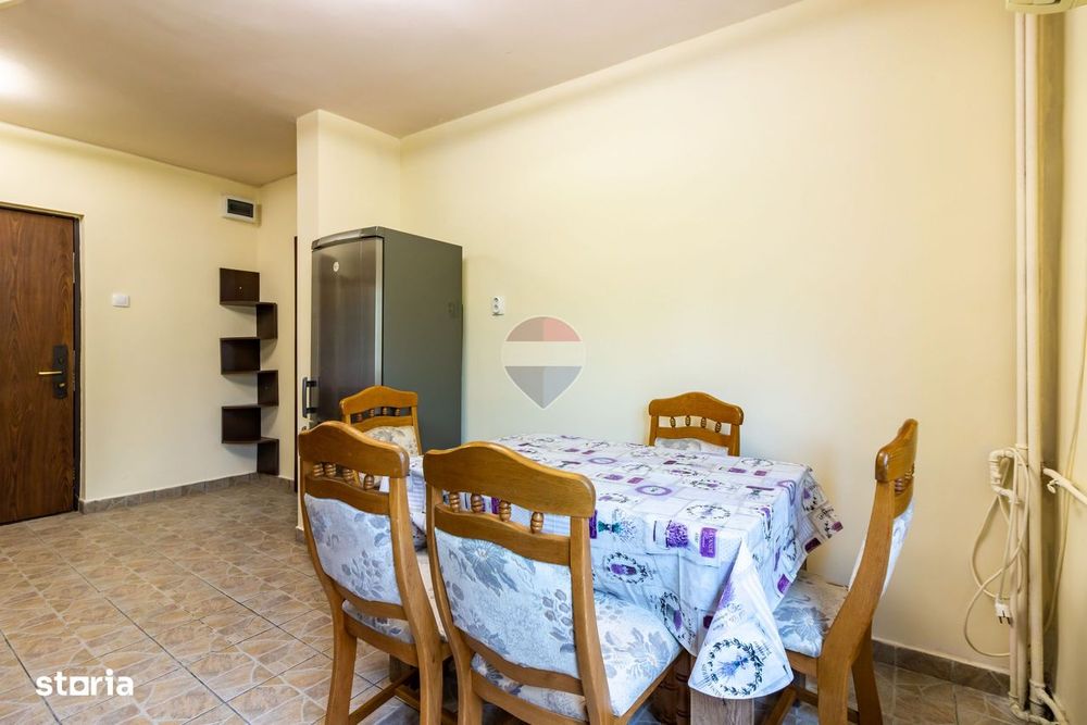 Apartament 3 camere mobilat ,strada Novaci în zona 13 Septembrie