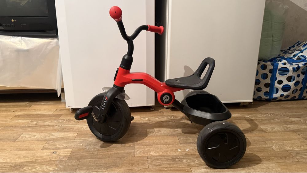 Продам детский трехколесный велосипед