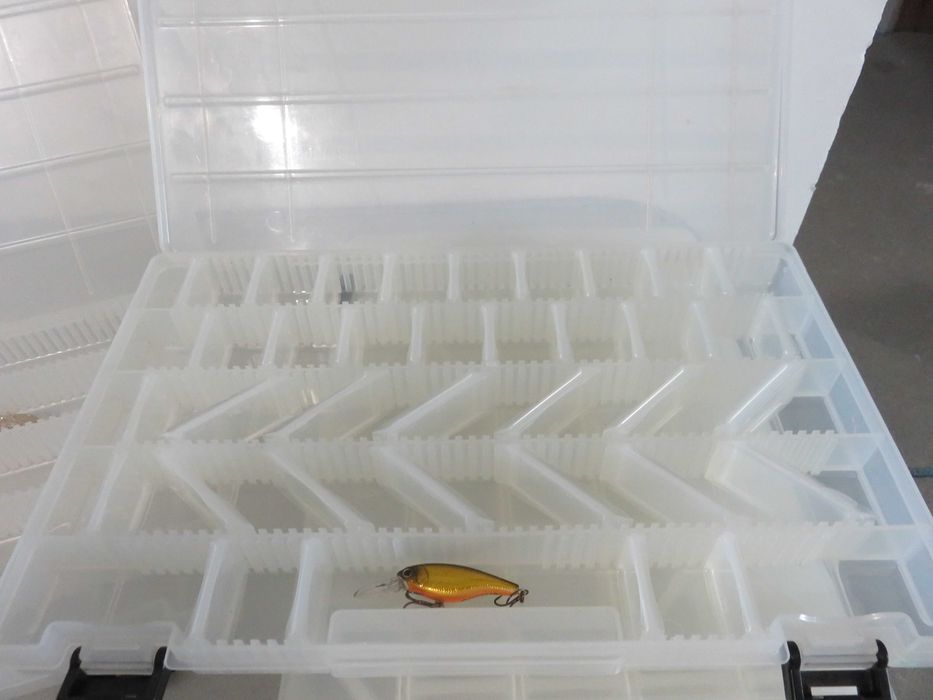 Кутии за примамки и хладилна кутия Igloo