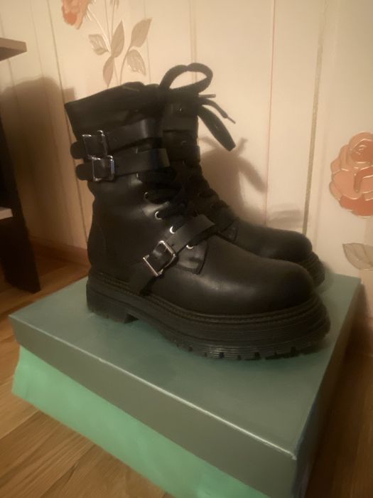 Ботинки зима натуралки рр 39-40