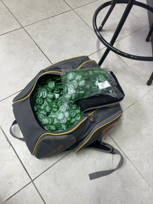 Продаю фишки для казино