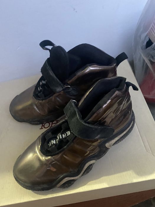 Продам обувь размер 31