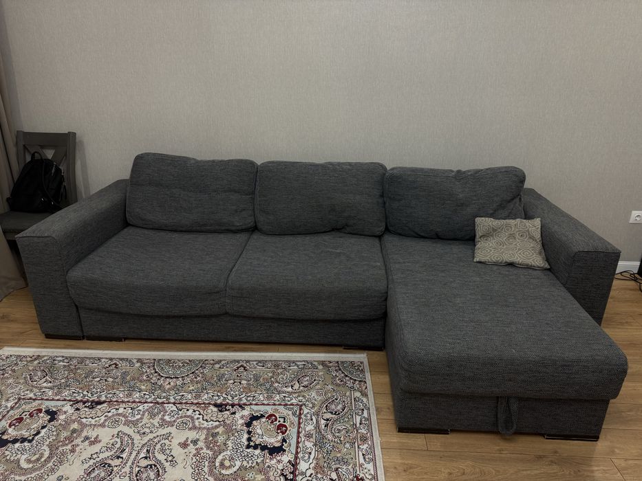 Продам диван раскладной! Б/у