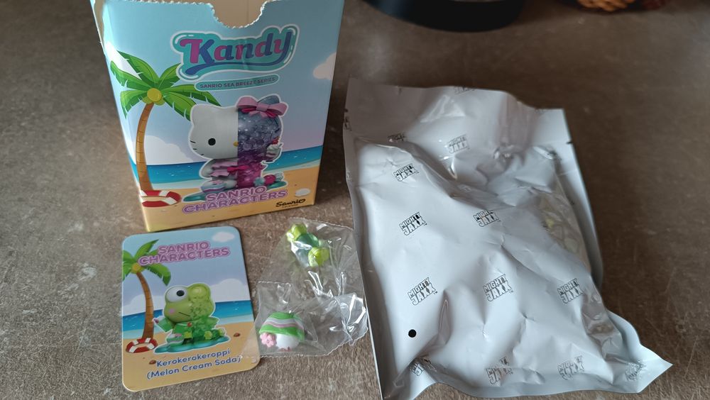 Фигурка изненада Mighty Jaxx - Hello Kitty Sanrio Sea Breeze KANDY