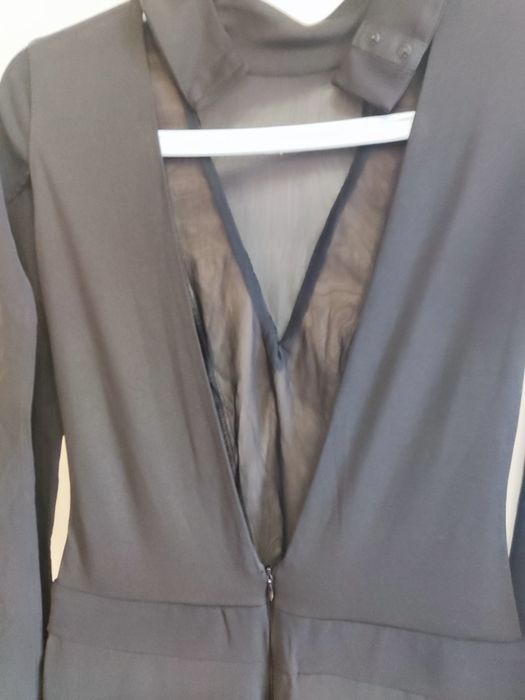 Черен стилен гащеризон на ,,Алеса"с гол гръб