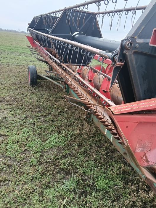 Vând heder păioase CASE1030