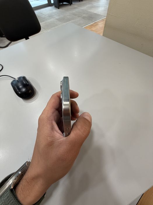 Iphone 16 Pro Max, 256GB, fara zgarieturi