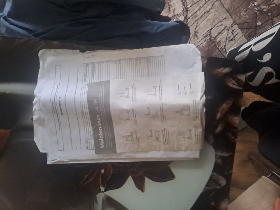 Vând trotineta electrica