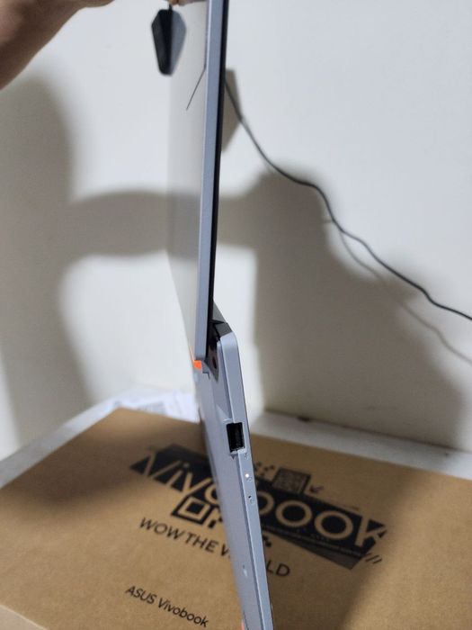 ASUS Vivobook  kompyuteri