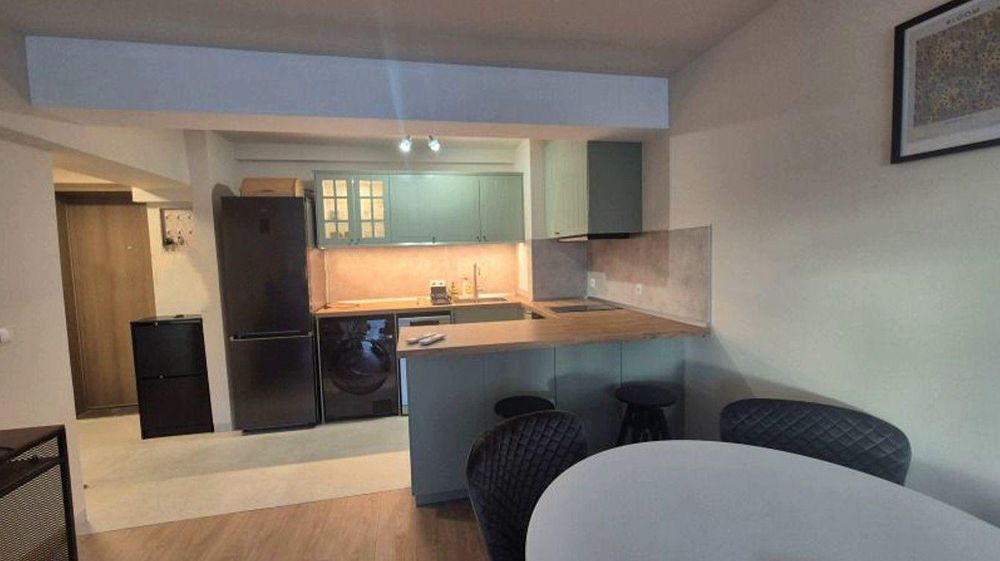 Дава се под наем Двустаен апартамент в София, Гоце Делчев - 60 кв.м за 749 € - Снимка #2