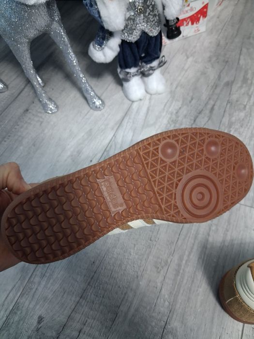 Vand adidas Samba dama