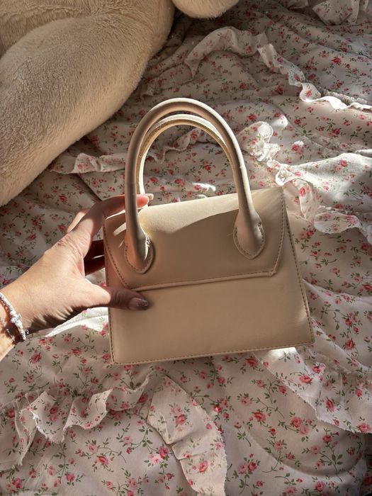 Дамска чанта