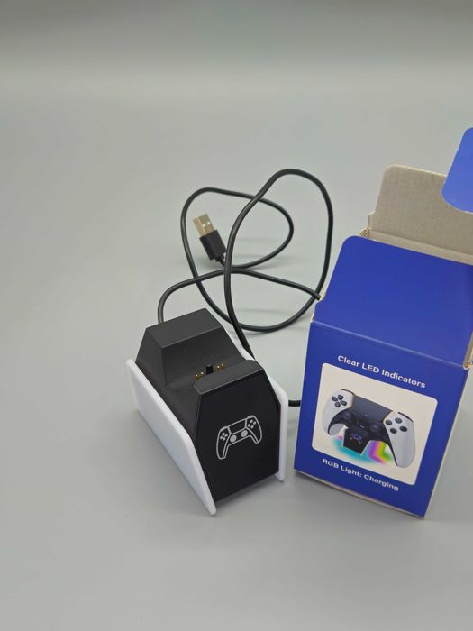 Зарядна стойка (докинг) за PS5 контролер DualSense с LED/RGB индикация