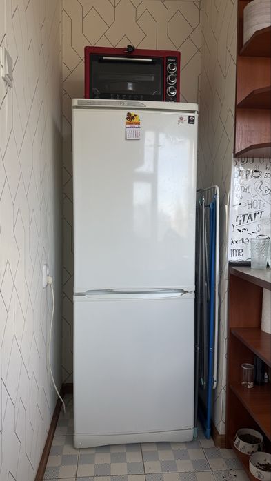 Продам холодильник