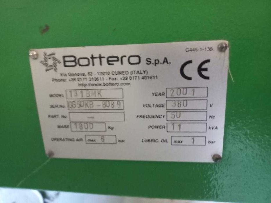 Masa automata de taiat sticla Bottero