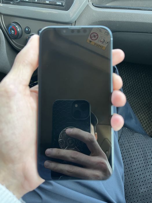 Продам айфон 13 черный