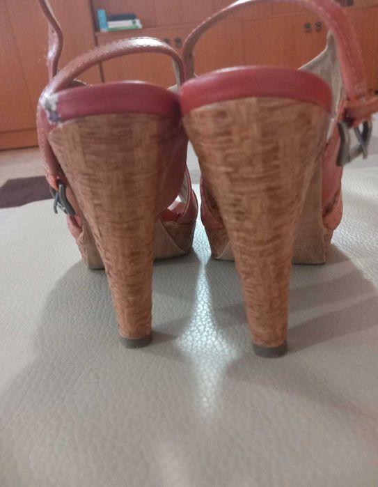 Sandale din piele Marco Tozzi, mărimea 36