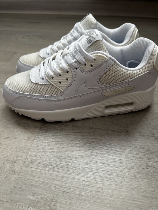 Кроссовка найк айр макс