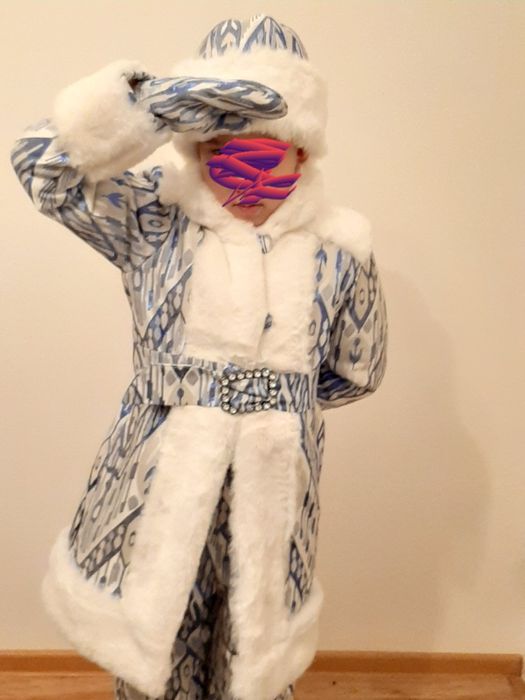 Новогодний костюм месяц январь