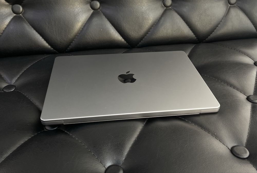 Apple MacBook Pro M1 Pro 16GB\1TB 2021 года в идеальном состояние