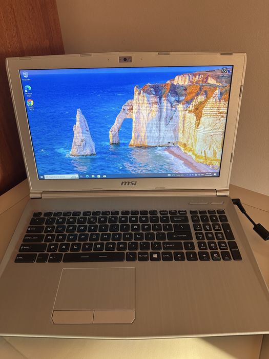 Laptop Msi Pl62 7 RC