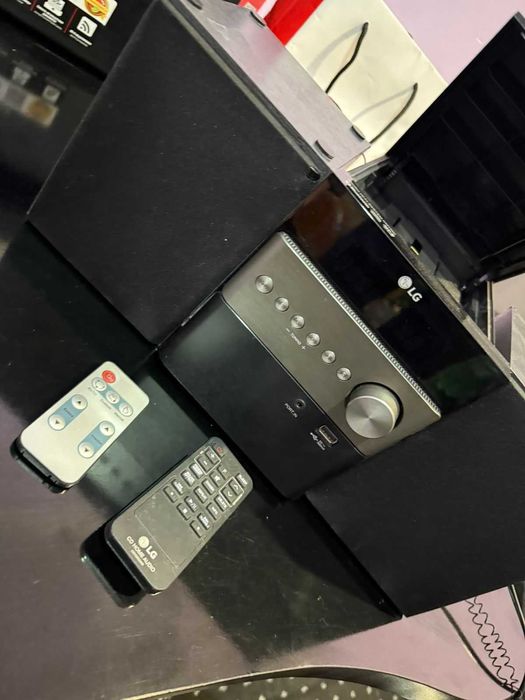 музыкальный центр LG