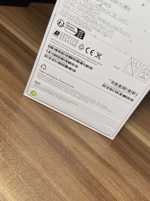 iPhone 17 Pro Max • 512 GB • Deep Blue