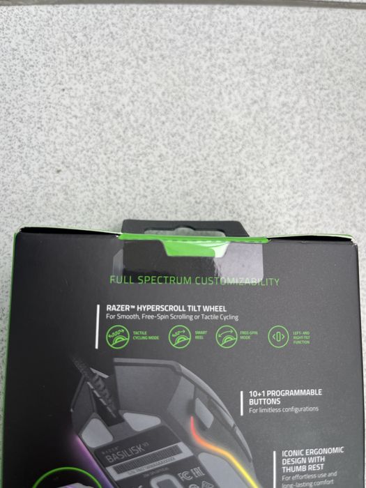 Mouse gaming RAZER Basilisk v3 Chroma RGB 26k dpi nou, sigilat