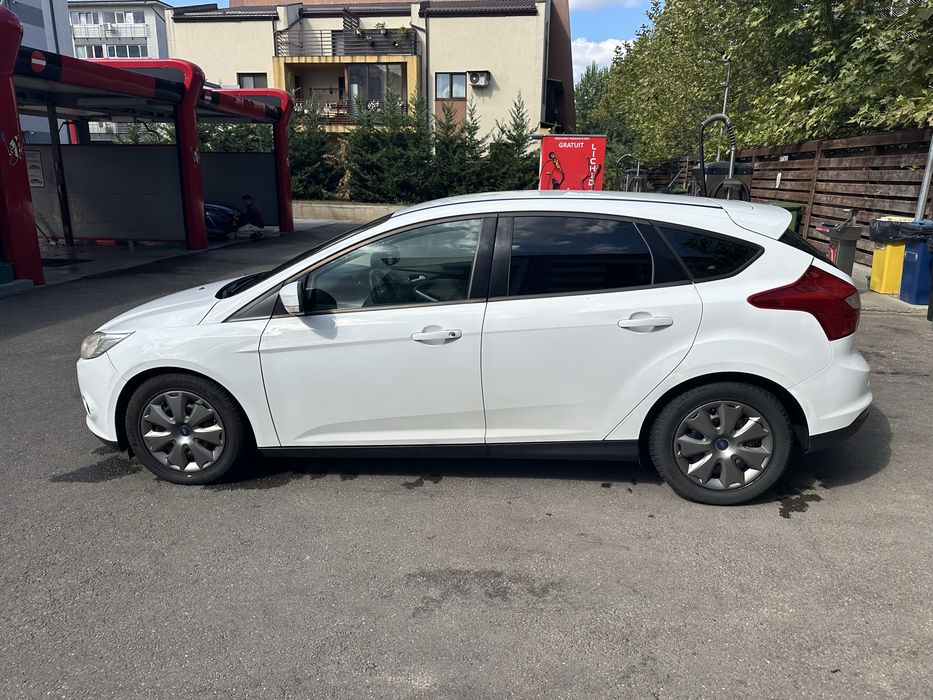 FORD Focus 2012 — imagine 3