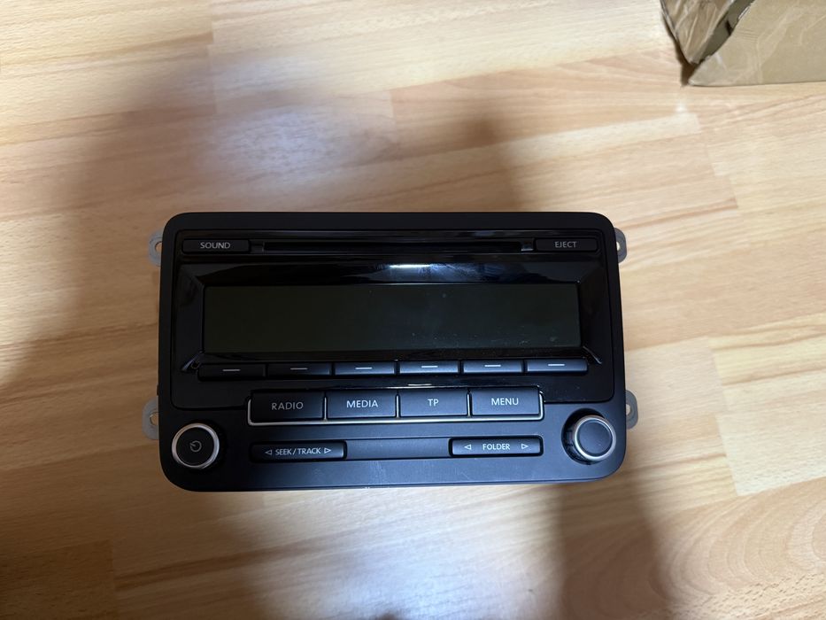 Radio CD original VW – cod 1K0 035 186 AN