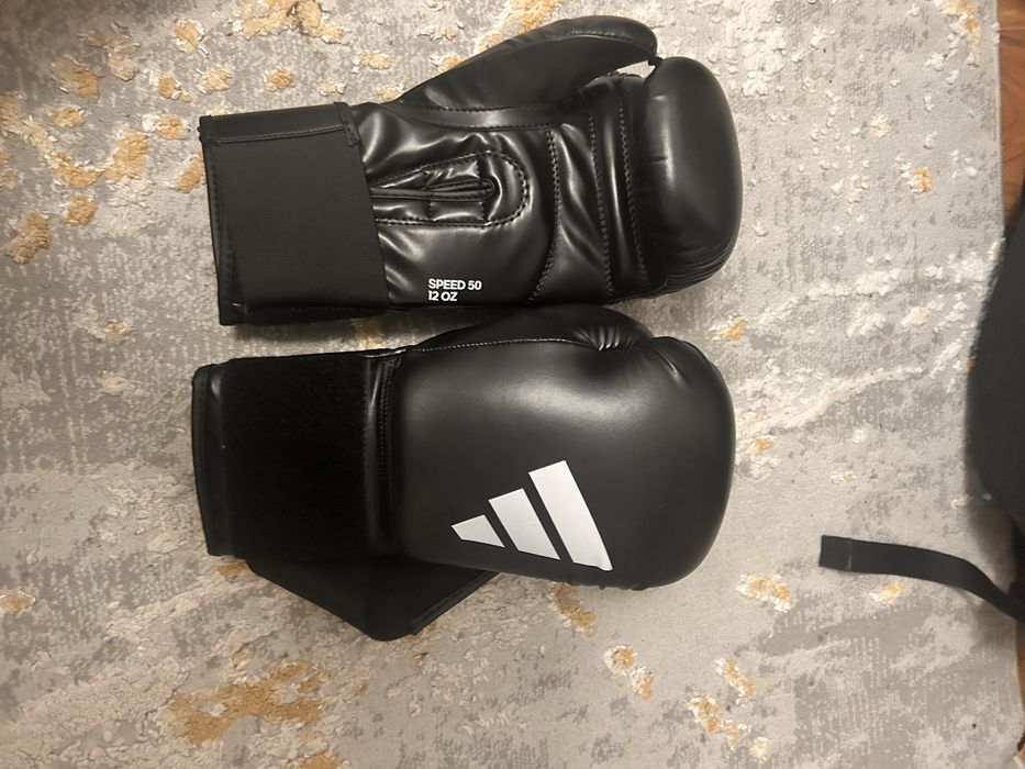 Manusi Box Adidas