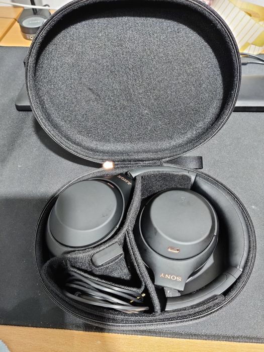 Casti Sony WH-1000XM4